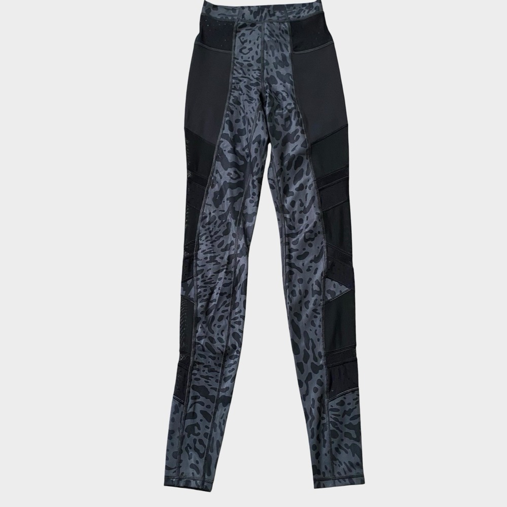 Lululemon Just Breath Leggings Size 4 Gray Black Animal Print Mesh Inseam 30"